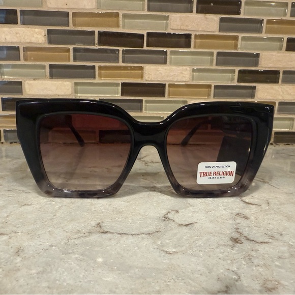 True Religion Accessories - Women’s True Religion Sunglasses-NWT